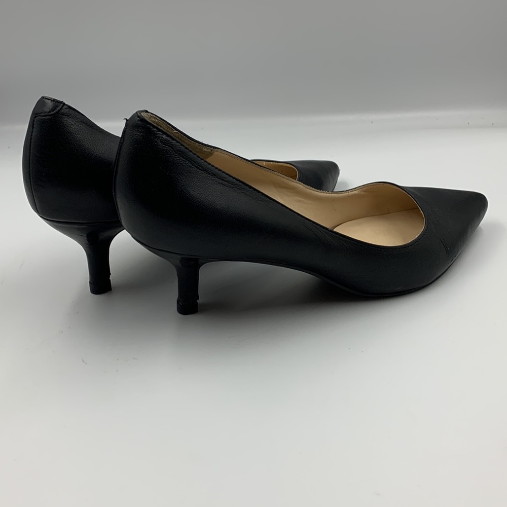 Black kitten heel pumps - Picture 2 of 4